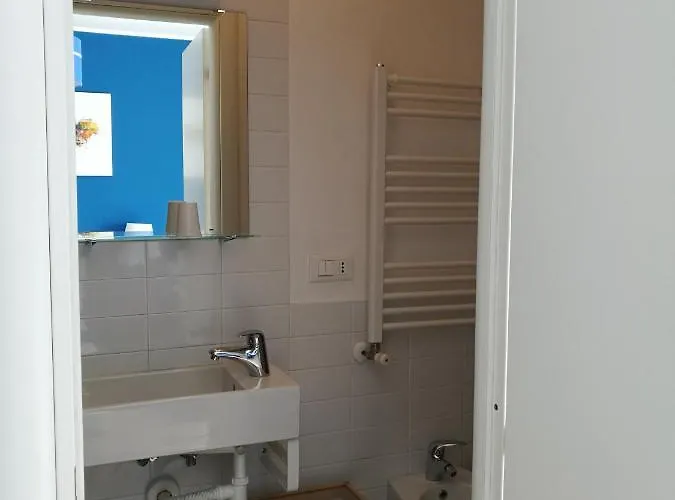 The 6th Floor 4*